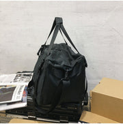 [NOCO]<br>大容量軽量防水スポーツバッグ（35L）
